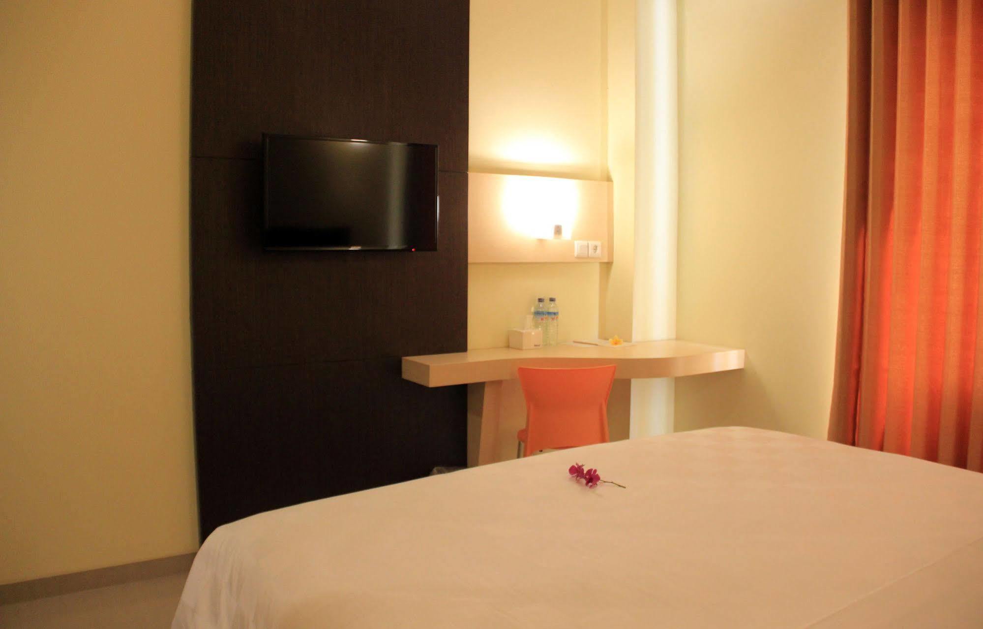 מטאראם M Hotel מראה חיצוני תמונה