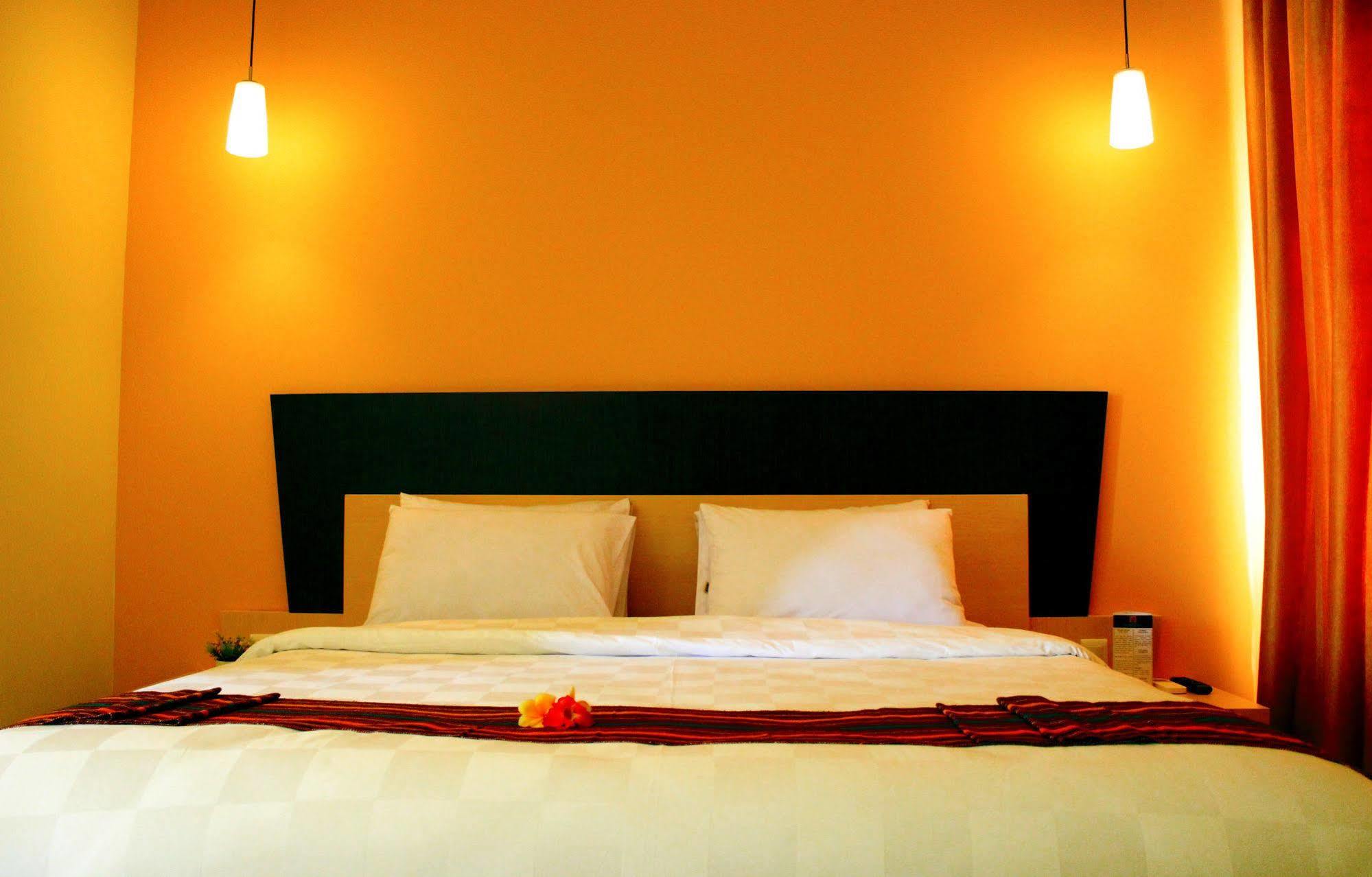 מטאראם M Hotel מראה חיצוני תמונה