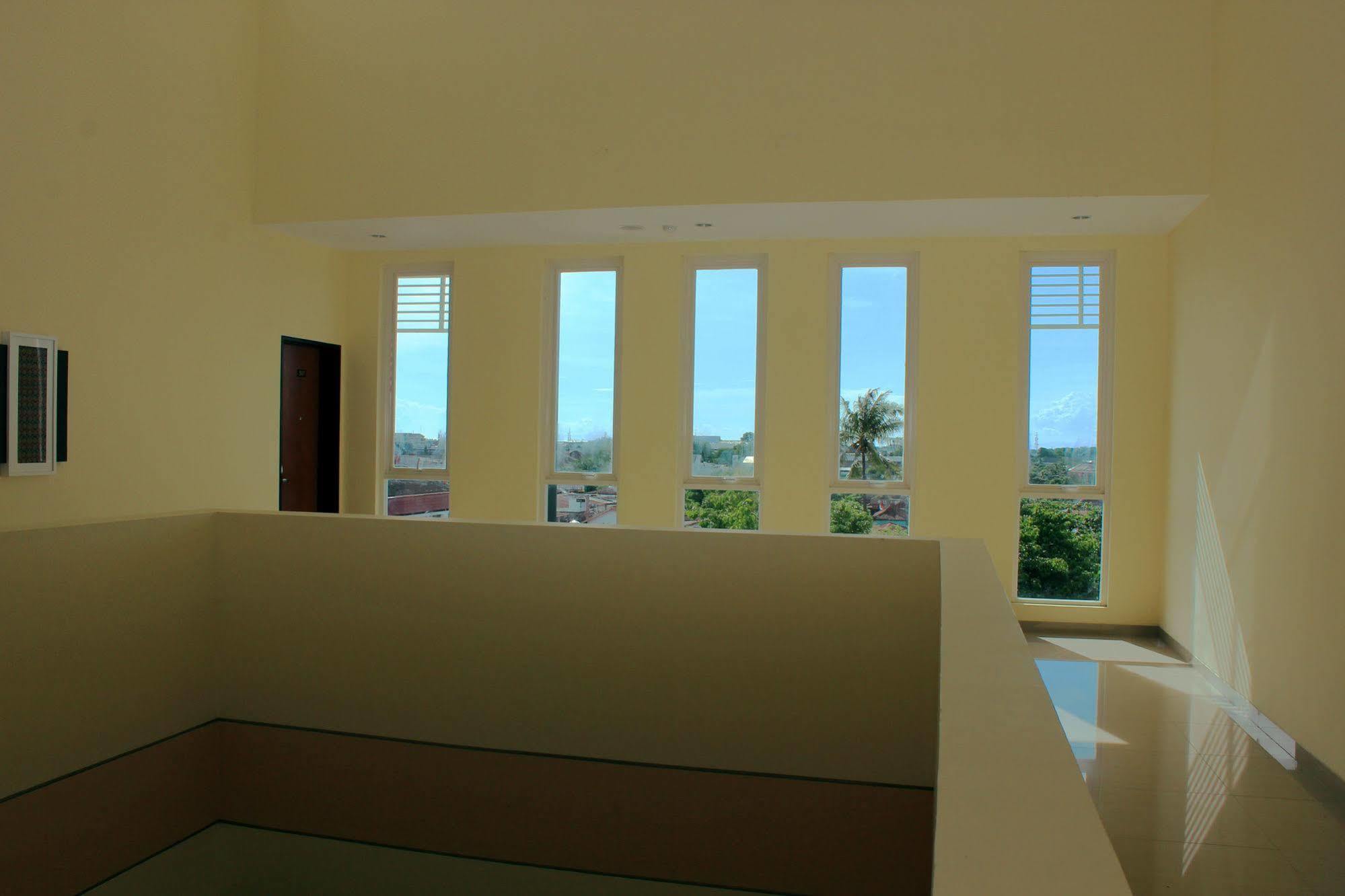 מטאראם M Hotel מראה חיצוני תמונה